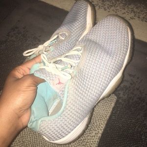 Size 7 Jordan futures